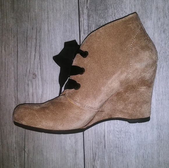 NWOT Bussola by Anthropologie Booties - Picture 5 of 8